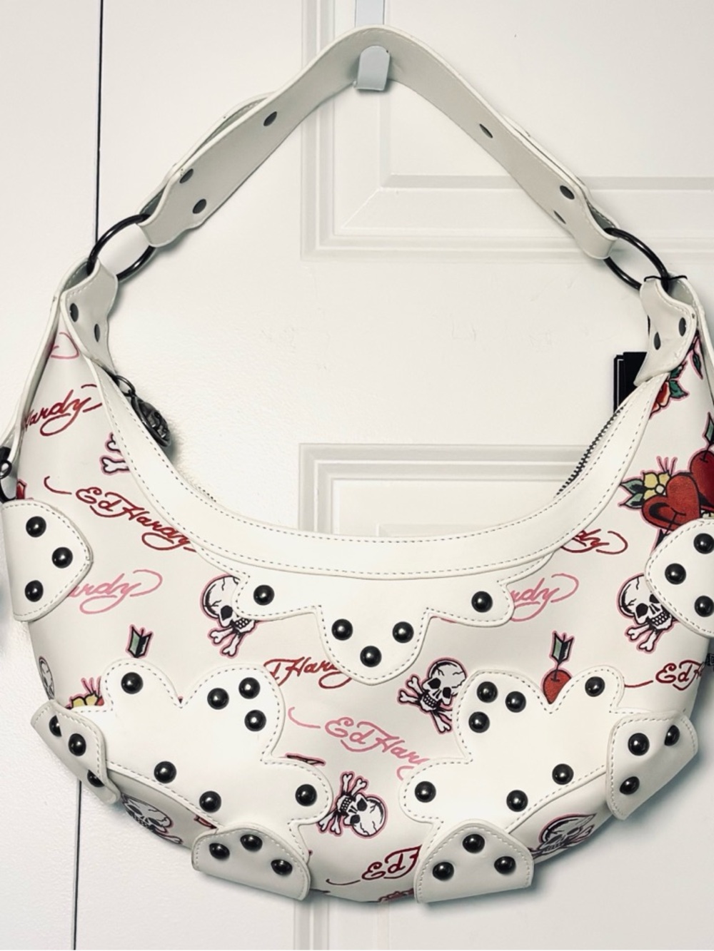 Ed Hardy White Studded Sacred Heart Skull Tattoo Graffiti Shoulder Handbag
